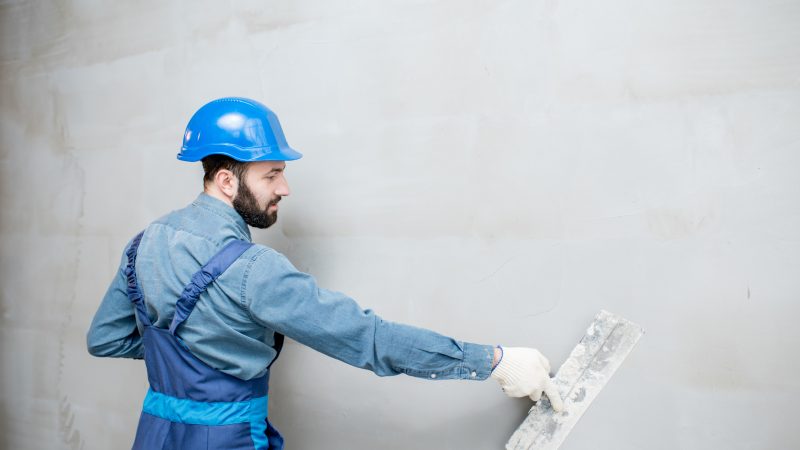 Ile zarabia tynkarz?