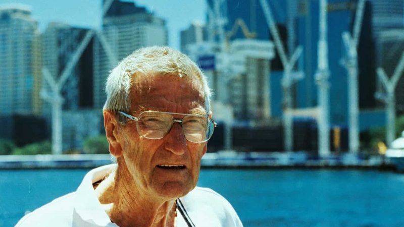 Okulary do kształtu twarzy dla mężczyzny – jak je odpowiednio dobrać?