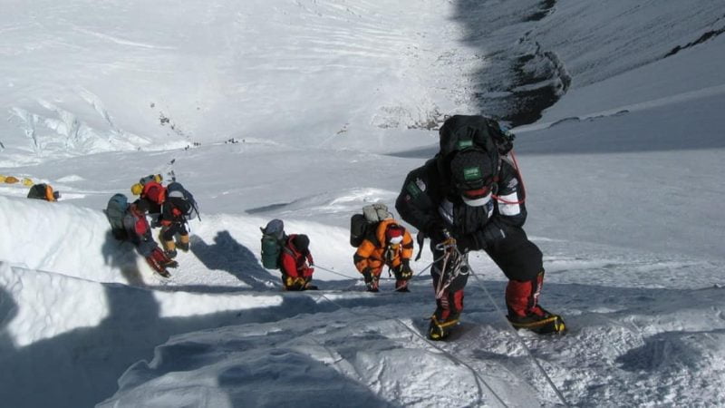 Ile osób zginęło na Mount Everest w całej historii?