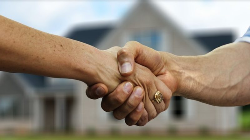 Męskie paznokcie – jak dbać i obcinać?