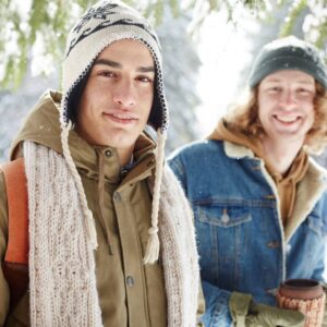 Zimowe czapki męskie, czyli styl i funkcjonalność w jednym