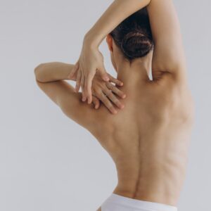 Jak dbać o swoje plecy, kiedy praca zmusza Cię do siedzenia?